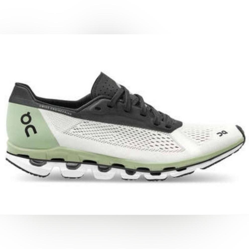 On Cloudboom Running Shoes 7.5 women. On Running shoes black, green and white